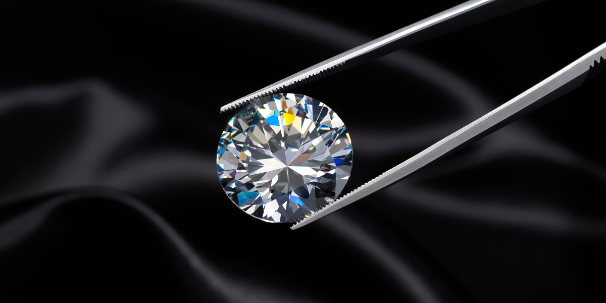 What Affects Diamond Price in Pakistan and How to Choose the Right One